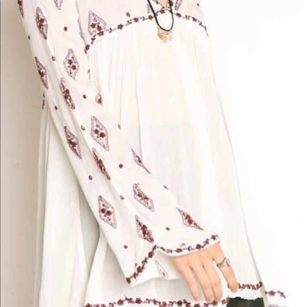 💥SOLD💥  FREE PEOPLE EMBROIDERED BOHO STYLE SZ M